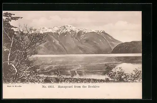 AK Manapouri, Lake and Hills from the Beehive, Bergpanorama