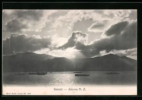 AK Akaroa, Sunset