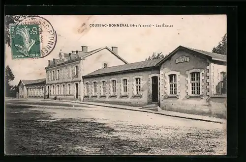 AK Coussac-Bonneval, Les Ecoles