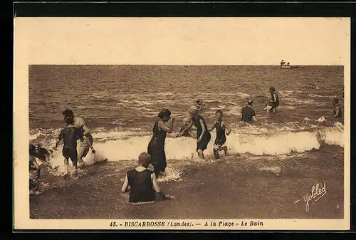 AK Biscarrosse, A la Plage, Le Bain