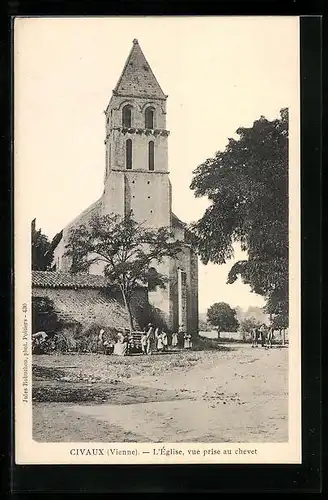 AK Civaux, L`Eglise, vue prise au chevet