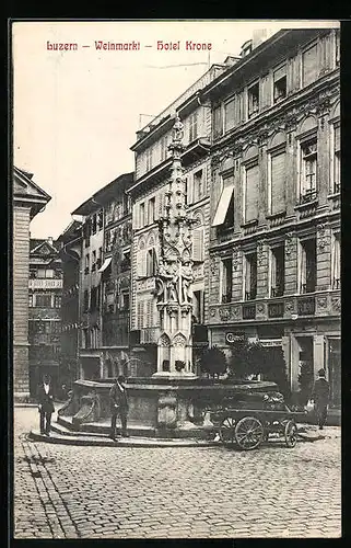 AK Luzern, Hotel Krone und Zigarrengeschäft am Weinmarkt mit Brunnen