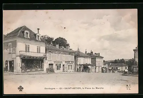 AK Saint-Astier, la Place du Marché