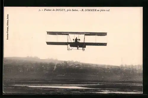 AK Plains de Douzy, R. Sommer en plein vol, Flugzeug