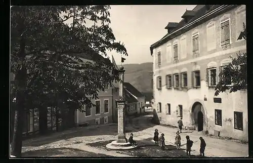 AK Rossatz, Schloss mit Pranger