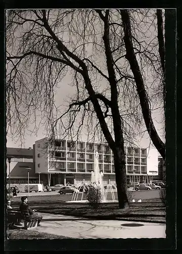 AK Reutlingen, Parkhotel Friedrich List mit Springbrunnen