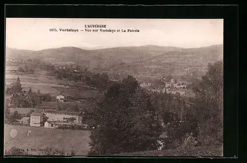 AK Vertolaye, Vue sur Vertolaye et Le Paterie