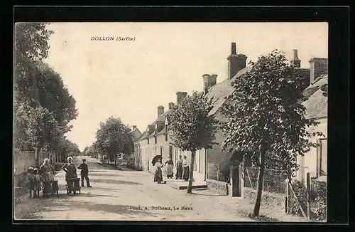 AK Dollon, Strassenpartie mit Häusern