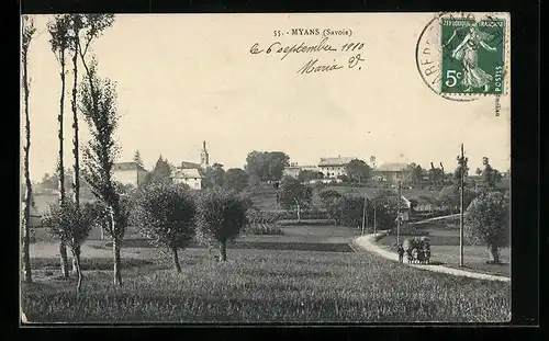 AK Myans, Vue Generale, L`Eglise