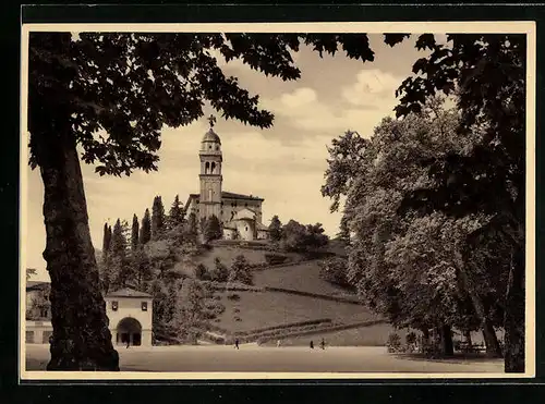 AK Udine, Piazza Umberto I e salita al Castello