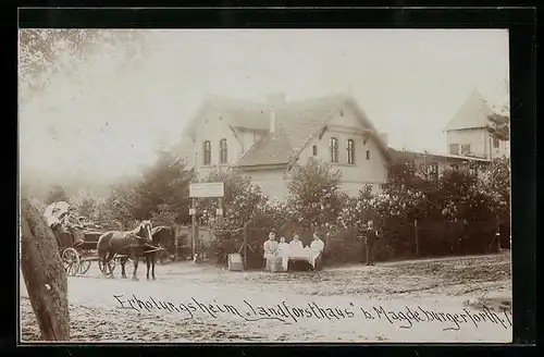 Foto-AK Magdeburgerforth, Kutsche am Gasthof Landforsthaus