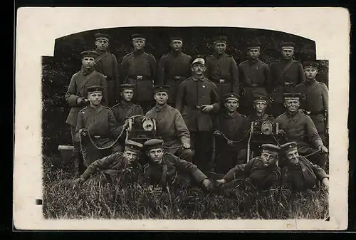 AK Deutsche Soldaten mit MG 08