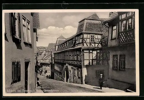 AK Idstein im Taunus, Hotel Haus Grandpierre mit Strassenpartie