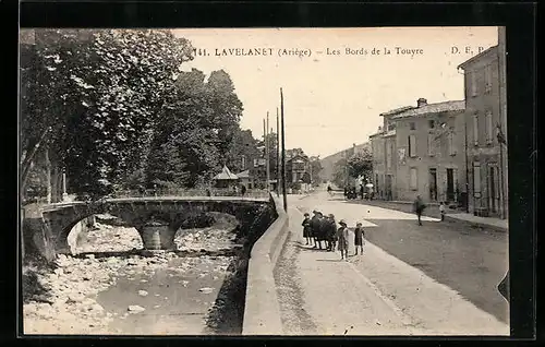 AK Lavelanet, Les Bords de la Touyre, ausgetrocknetes Flussbett