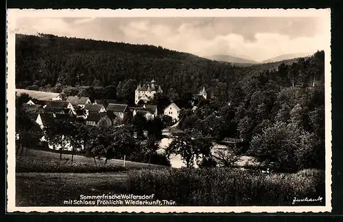 AK Wolfersdorf Ortsansicht mit dem Schloss Fröhliche Wiederkunft in Thür., Landpoststempel