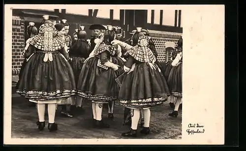 AK Schwälmer Brautjungfern in Feststaat, hessische Tracht