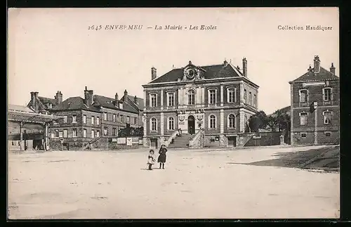 AK Envermeu, La Mairie, Les Ecoles