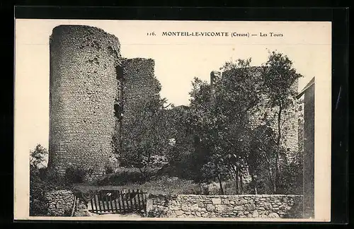 AK Monteil-le-Vicomte, Les Tours