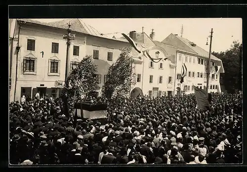 AK Haslach, Versammlung, Fahnen