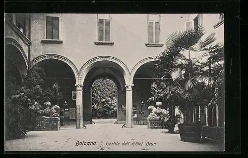 AK Bologna, Cortile dell`Hotel Brun, J. F. Frank