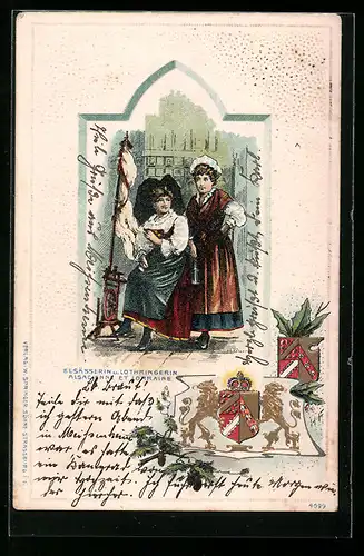 Passepartout-Lithographie Frauen in elsass-lothringische Tracht am Spinnrad, Wappen