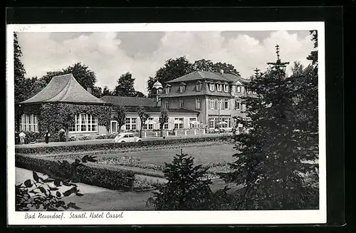 AK Bad Nenndorf, Staatl. Hotel Cassel, VW-Käfer