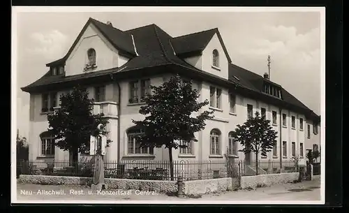 AK Neu-Allschwil, Restaurant und Konzertsaal Central, BP-Tanksäule