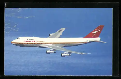 AK Flugzeug Qantas Airways 747B über dem Meer