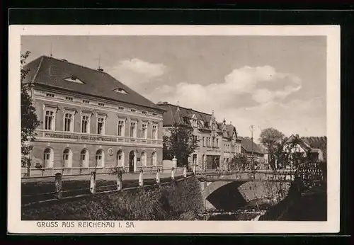 AK Reichenau i. Sa., Uferpartie mit Brücke