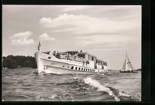 AK Berlin, Fahrgastschiff Friedenswacht, Weisse Flotte