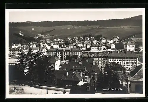 AK Le Locle, Blick zum Ort