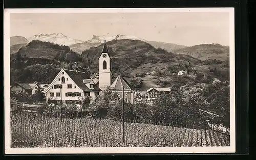 AK Sevelen, Panorama mit Kirche und den Bergen