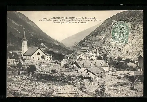 AK Modane-Fourneaux, Le Village enlise dans la boue amenees par le Torrent du Charmaix apres la Catastrophe 1906