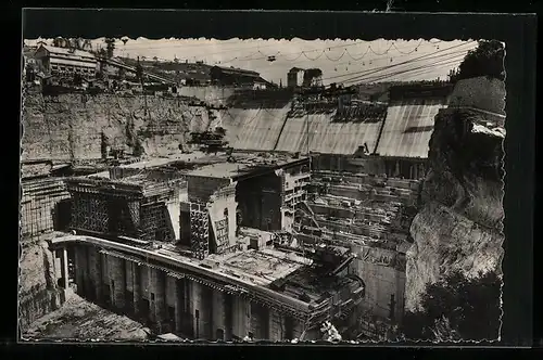 AK Genissiat, Barrage de Genissiat, Vue générale, Barrage et usine, Strassenbau