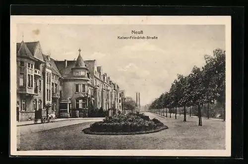 AK Neuss, Kaiser-Friedrich-Strasse mit Kutsche