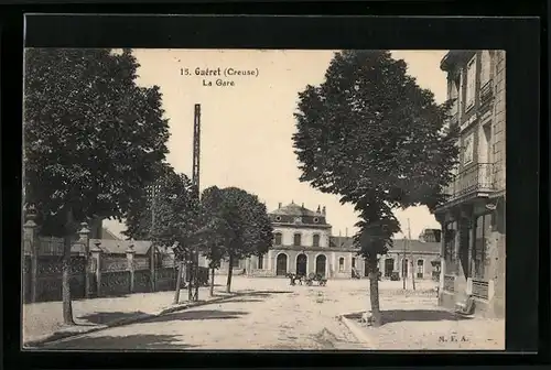 AK Guéret, La Gare, Bahnhof