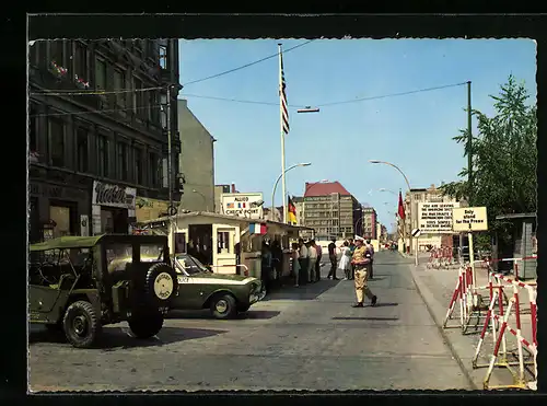 AK Berlin, Checkpoint Charlie, Passierstelle Friedrichstrasse an der Sektorengrenze