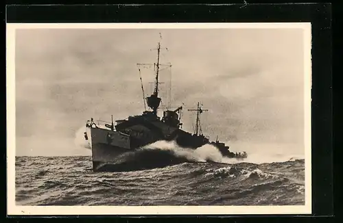 AK Torpedoboot in hoher Fahrt, Kriegsmarine