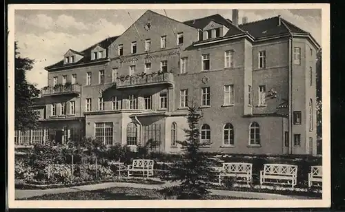 AK Bad Lausick, Kurhotel mit Park