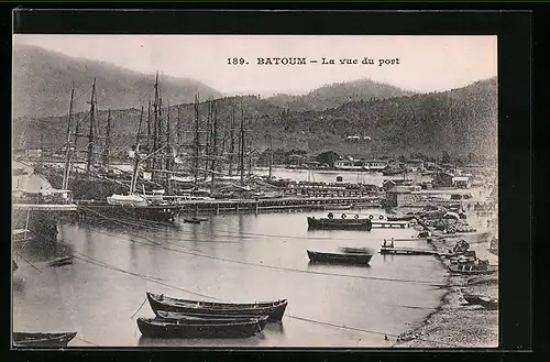 AK Batoum, La vue du port