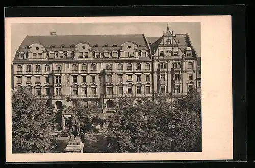 AK München, Hotel Bayerischer Hof, Hauptansicht am Ritter-von-Epp-Platz