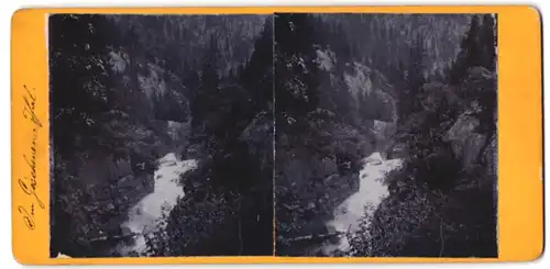 Stereo-Fotografie unbekannter Fotograf, Ansicht Göschenen, Blick in das Göschenen Thal mit Flusslauf