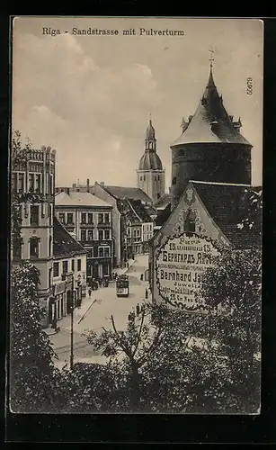 AK Riga, Sandstrasse mit Pulverturm und Strassenbahn