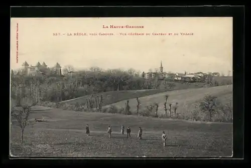 AK La Réole, Vue Generale du Chateau et du Village