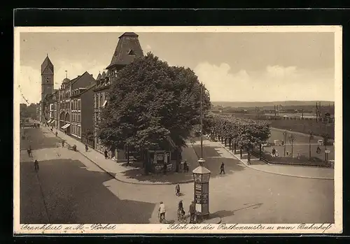 AK Frankfurt-Höchst, Blick in die Rathenaustrasse und Bahnhof, Litfasssäule