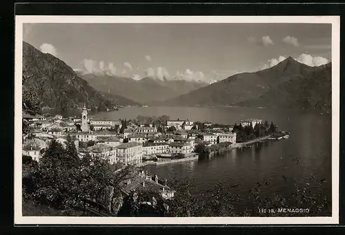 AK Menaggio, Ortsansicht mit Kirchturm