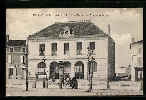 AK Beauvoir-sur-Niort, Mairie et Halles