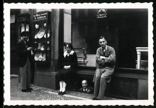 Fotografie Meyer, Friedenau, Ansicht Berlin-Kreuzberg, Ladengeschäft Jürensen in der Ritterstrasse 26