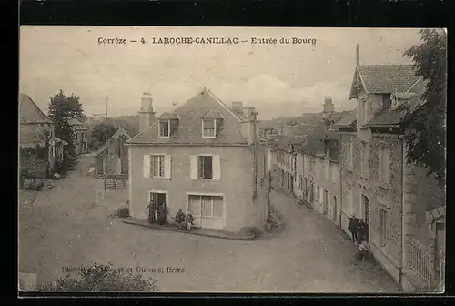 AK Laroche-Canillac, Entrée du Bourg