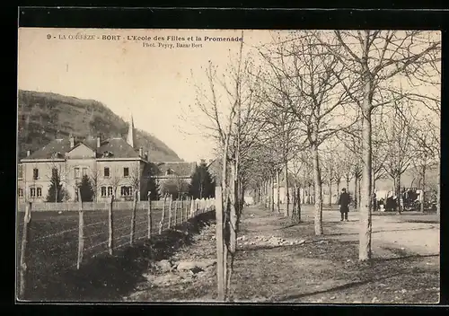 AK Bort, L`Ecole des Filles et la Promenade